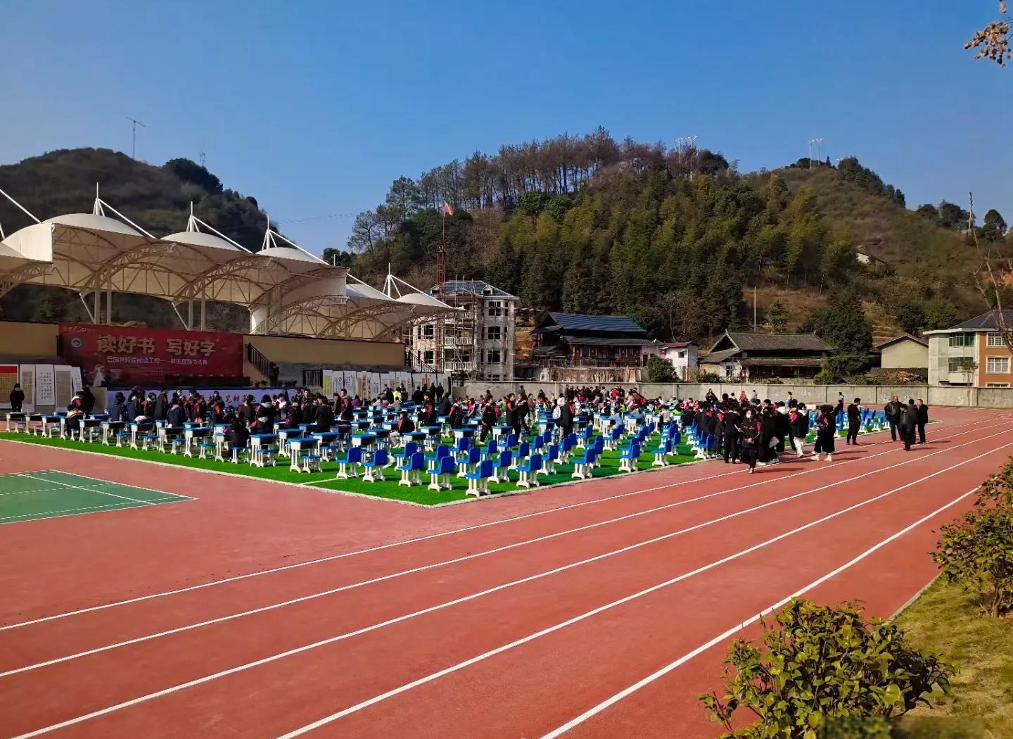 毕节市硅PU塑胶篮球场 - 价格